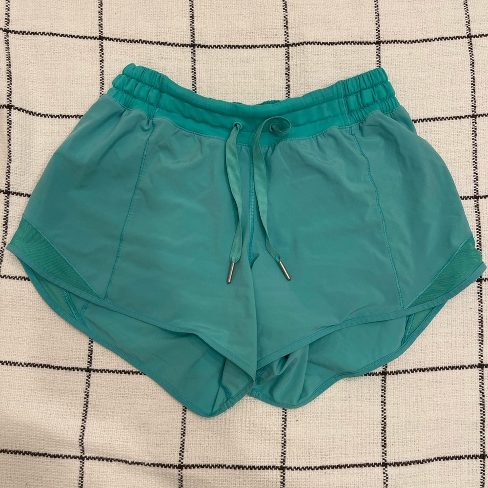 Lululemon Hotty Hot Shorts Size 6